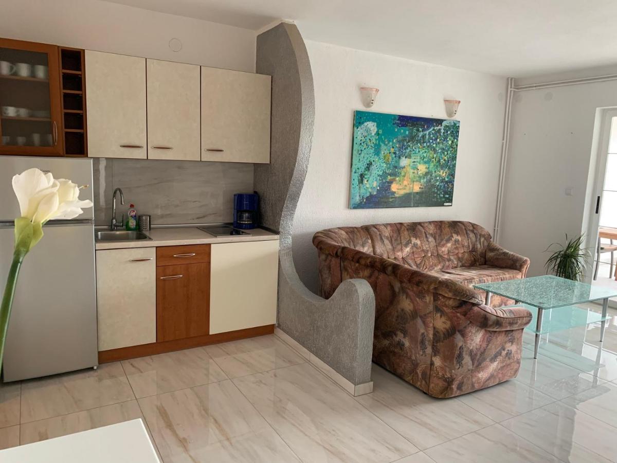 Apartman Kartec Krk Town Eksteriør bilde